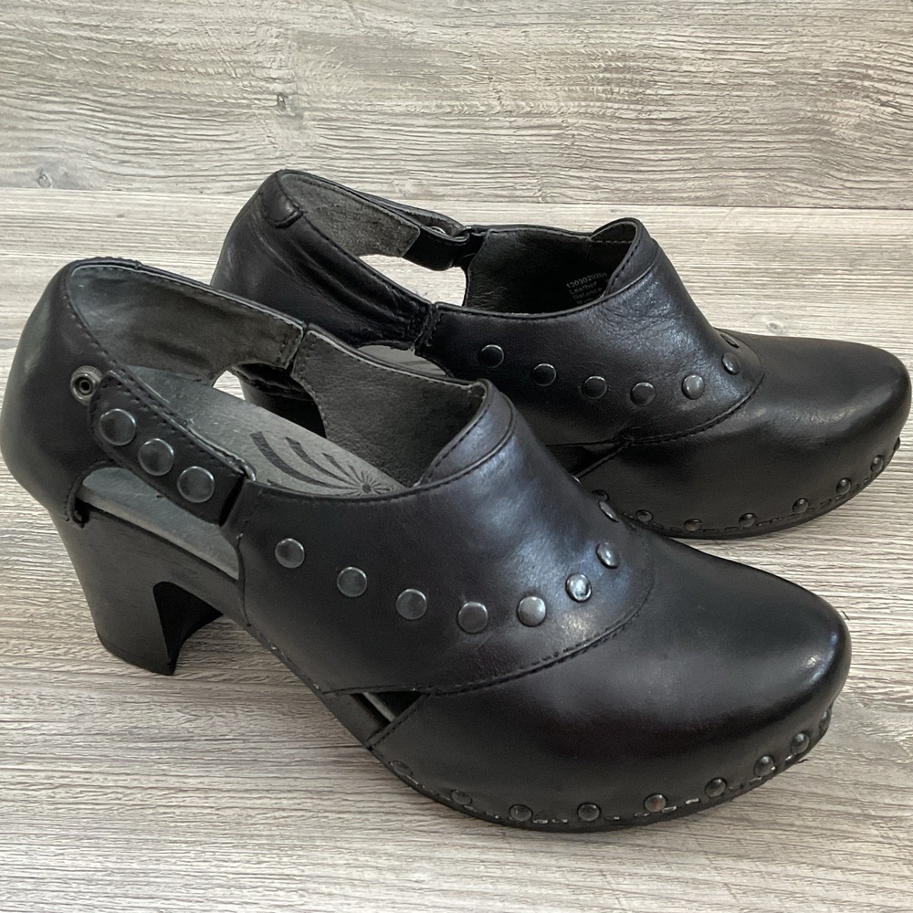 Dansko Ryder Leather Studded Block Heel Clogs Black Womens Size 7.5-8 US - 38 EU